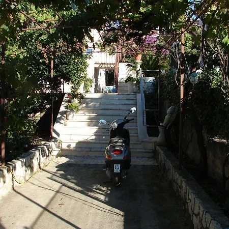 Laura - 20m From The Sea Trogir