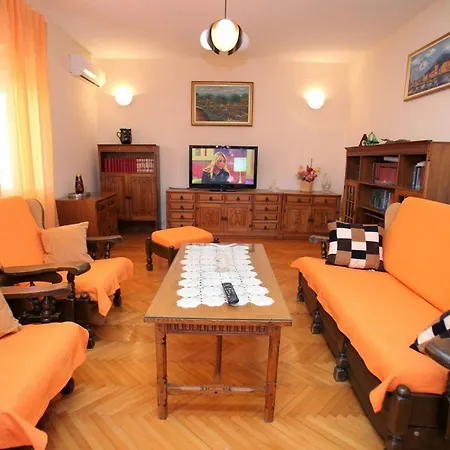 Apartmán Laura - 20m From The Sea